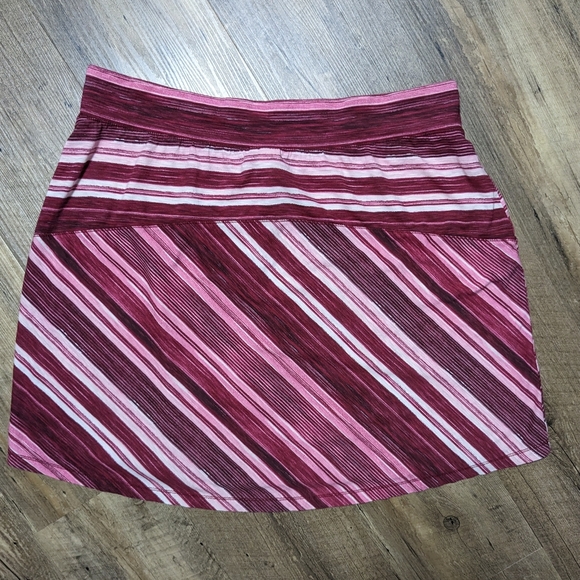 Women's Aventura XL Skirt, Organic Cotton - Picture 2 of 8